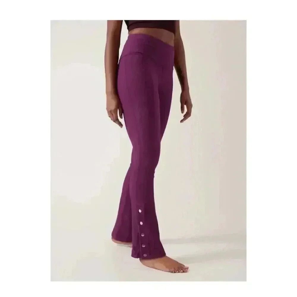 ATHLETA Elation Rib Snap Pant Pinot Plum Yoga Workout Bootcut Athleisure Size XS